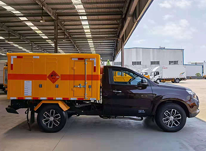 平湖爆破器材运输车